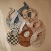 001469_3 Mushie Śliniaki Muślinowe 2-pack Green Paisley / Fog